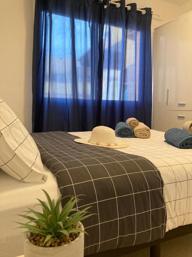 2 Bedroom Pool Apartment Close To Beach Rocky Point Corralejo Eksteriør billede